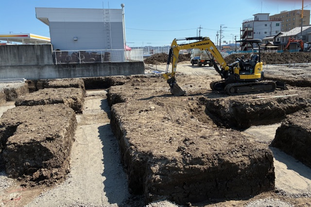 建物の基礎工事が始まりました